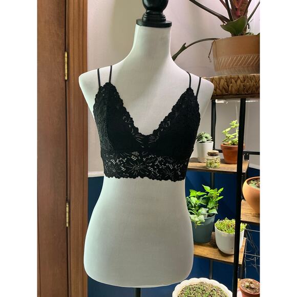 Victoria's Secret PINK Double Strap Criss Cross Bralette - Picture 2 of 6